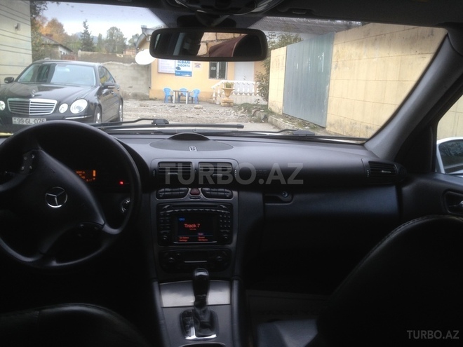 Mercedes C 240 2002, 270,000 km - 2.6 l - Bakı