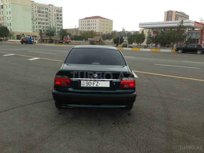 BMW 520 1999, 220,000 km - 2.0 l - Sumqayıt