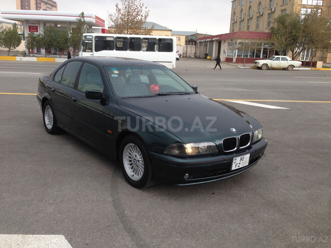 BMW 520 1999, 220,000 km - 2.0 l - Sumqayıt