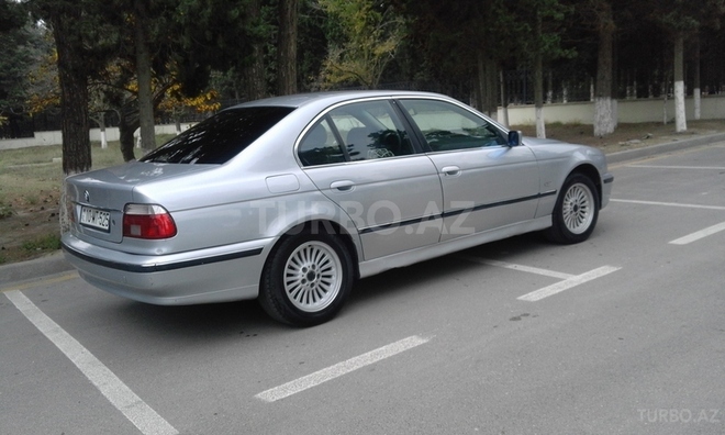 BMW 523 1996, 270,000 km - 2.5 l - Sumqayıt