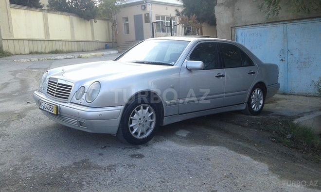 Mercedes E 240 1998, 267,001 km - 2.4 l - Bakı