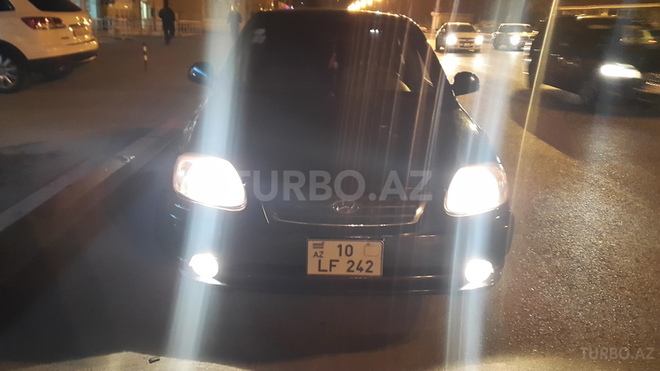 Hyundai Accent 2004, 133,000 km - 1.6 l - Bakı