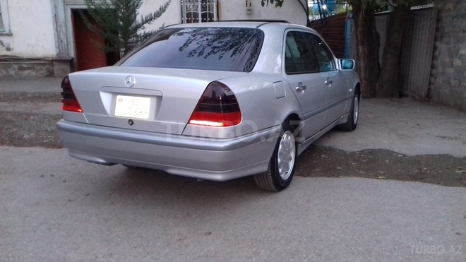 Mercedes C 200 1998, 220,000 km - 0.2 l - İmişli