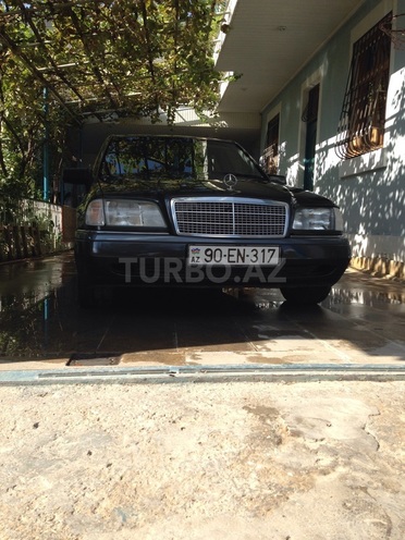 Mercedes C 200 1995, 270,000 km - 2.0 l - Bakı