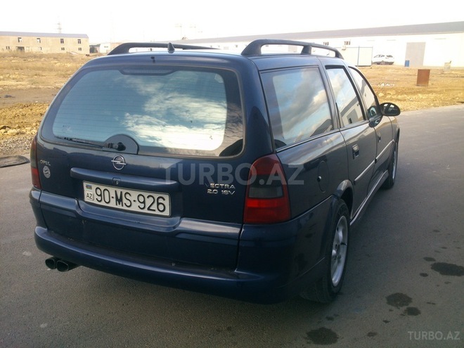 Opel Vectra 1999, 130,000 km - 2.0 l - Bakı
