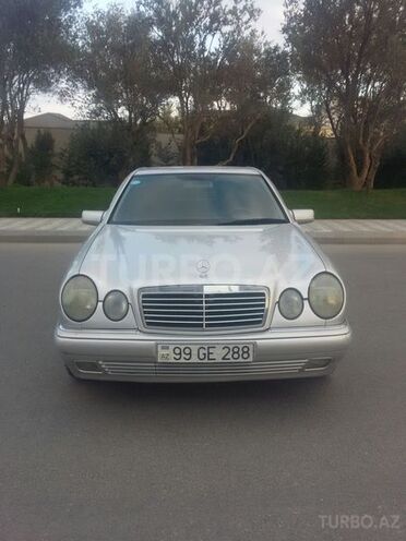Mercedes E 220 1999, 346,000 km - 2.2 l - Bakı