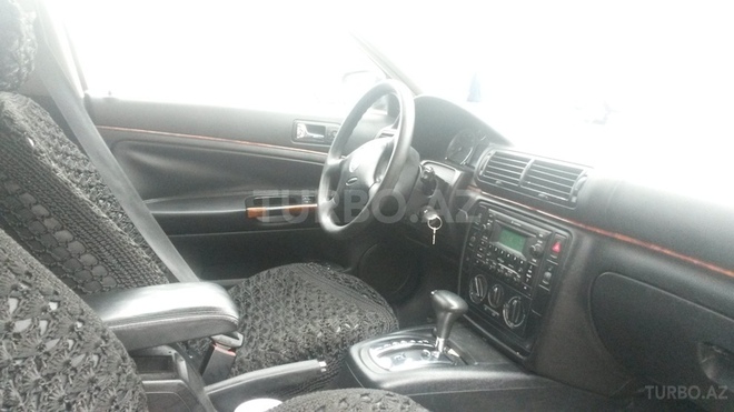 Volkswagen Passat 2003, 160,000 km - 1.8 l - Bakı