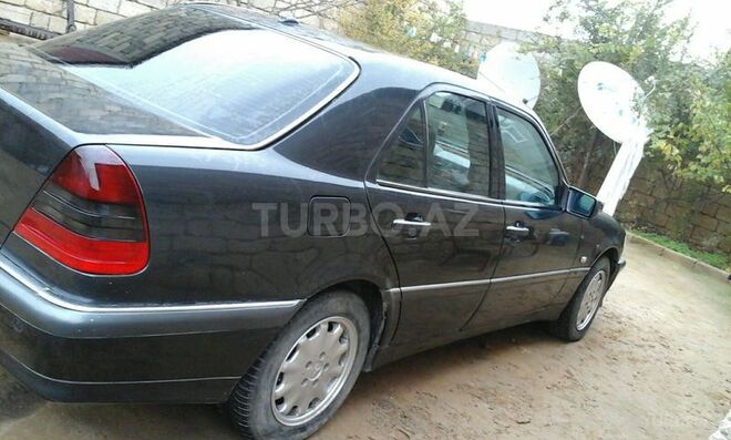 Mercedes C 240 1999, 333,050 km - 2.4 л - Bakı