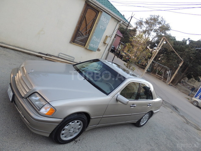 Mercedes C 230 1999, 174,000 km - 2.3 л - Bakı
