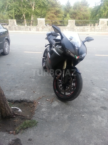 Ducati 848 EVO 2013, 10,500 km - 0.9 l - Bakı