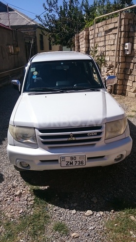 Mitsubishi Pajero io 2000, 200,000 km - 2.0 л - Bakı