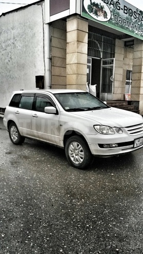 Mitsubishi Airtrek 2001, 200,000 km - 2.4 l - Quba