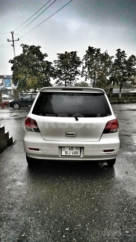 Mitsubishi Airtrek 2001, 200,000 km - 2.4 l - Quba