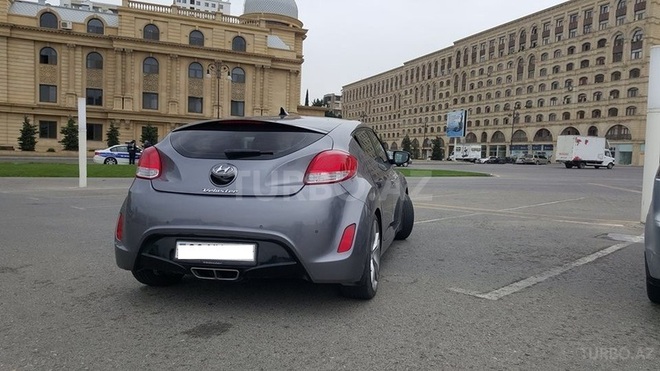 Hyundai Veloster 2011, 28,000 km - 1.6 l - Bakı