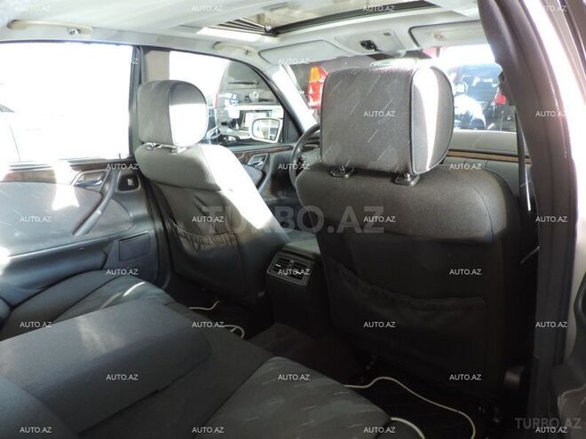 Mercedes E 240 2000, 18,700 km - 2.4 l - Bakı