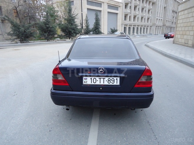 Mercedes C 200 1996, 134,566 km - 2.0 l - Bakı
