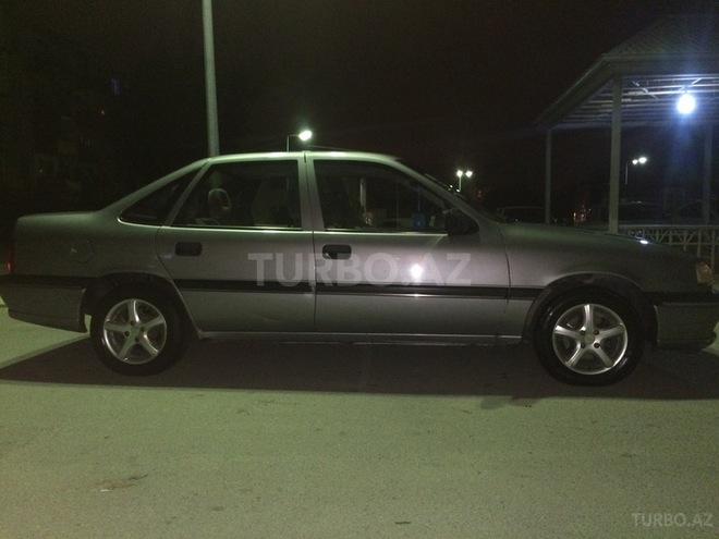 Opel Vectra 1994, 304,000 km - 2.0 l - Bakı