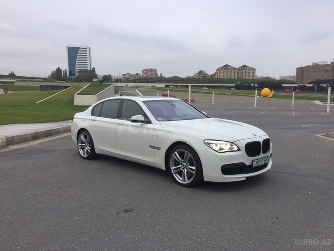 BMW 750 2014, 37,000 km - 4.4 l - Bakı