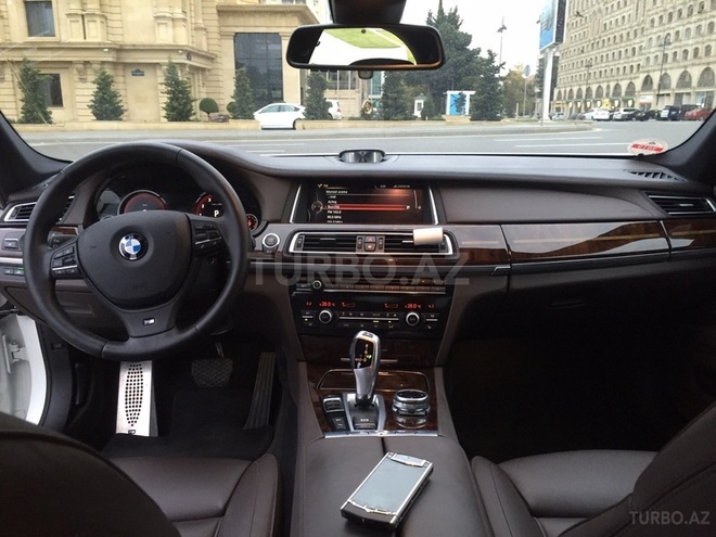 BMW 750 2014, 37,000 km - 4.4 l - Bakı