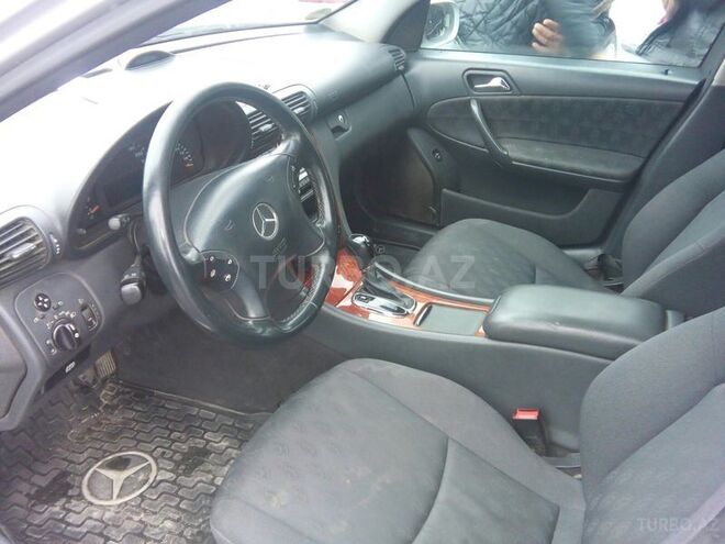 Mercedes C 200 2001, 157,600 km - 2.0 l - Bakı