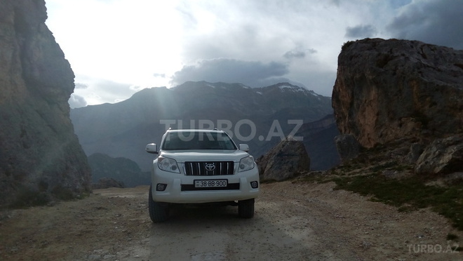 Toyota Prado 2010, 90,000 km - 2.7 l - Qusar