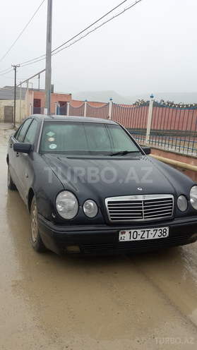 Mercedes E 220 1996, 350,000 km - 2.2 l - Bakı