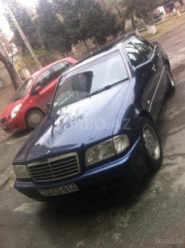 Mercedes C 240 1999, 303,000 km - 2.4 l - Bakı