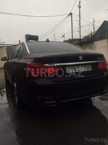 BMW 750 2011, 81,000 km - 4.4 l - Bakı