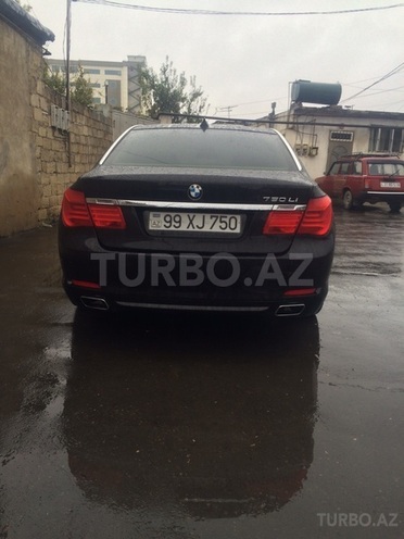BMW 750 2011, 81,000 km - 4.4 l - Bakı