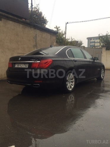 BMW 750 2011, 81,000 km - 4.4 l - Bakı