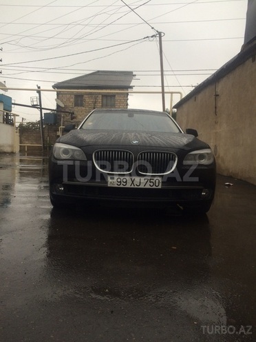 BMW 750 2011, 81,000 km - 4.4 l - Bakı