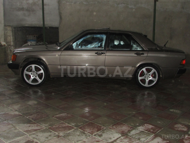 Mercedes 190 1991, 430,000 km - 1.8 l - Bakı