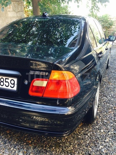 BMW 328 1999, 250,000 km - 2.8 l - Bakı