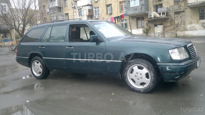 Mercedes E 220 1994, 387,924 km - 2.2 l - Bakı