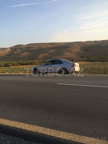 Mercedes C 200 2001, 274,152 km - 2.0 l - Xaçmaz
