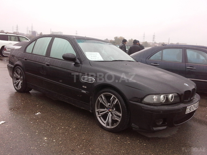 BMW 530 2001, 225,000 km - 3.0 l - Bakı