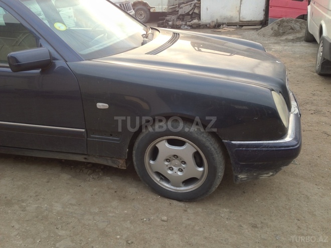 Mercedes E 230 1997, 400,000 km - 2.3 l - Bakı