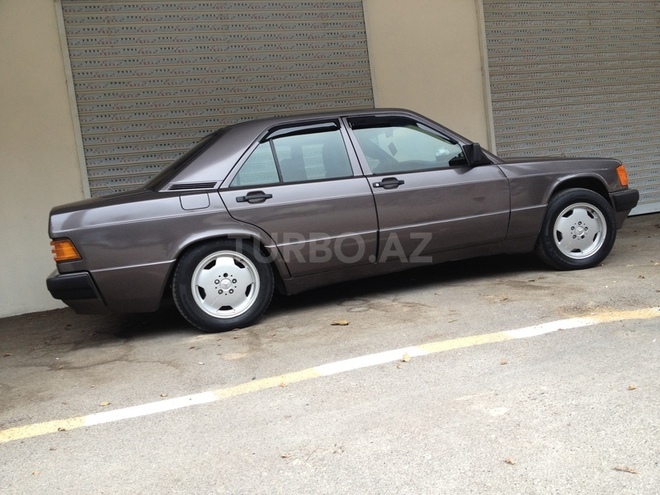 Mercedes 190 1991, 267,762 km - 1.8 l - Bakı