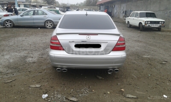 Mercedes E 240 2002, 212,335 km - 2.4 l - Gəncə