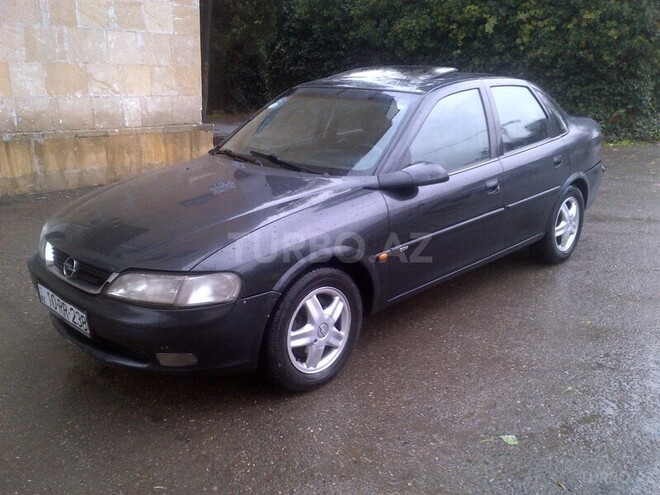 Opel Vectra 1997, 240,000 km - 1.8 l - Bakı