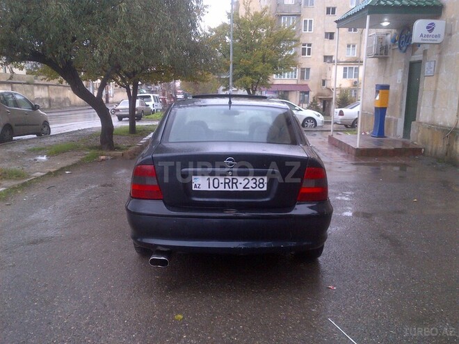 Opel Vectra 1997, 240,000 km - 1.8 l - Bakı