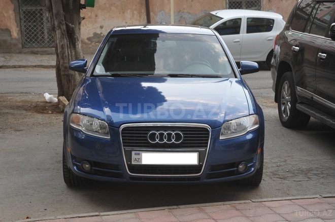 Audi A4 2005, 159,000 km - 2.0 l - Bakı