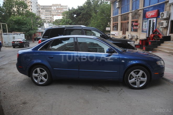 Audi A4 2005, 159,000 km - 2.0 l - Bakı