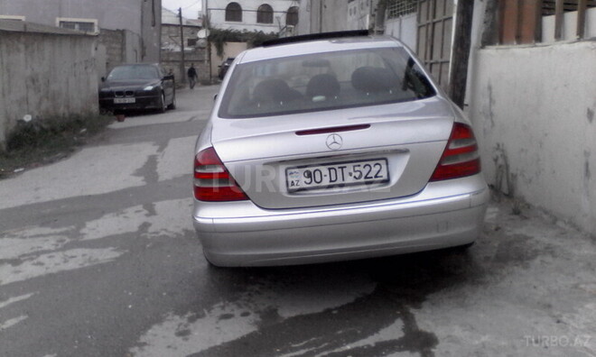 Mercedes E 240 2002, 270,000 km - 2.4 l - Bakı