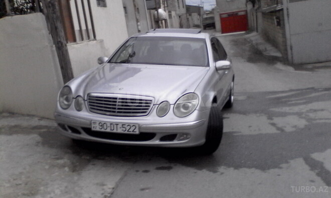 Mercedes E 240 2002, 270,000 km - 2.4 l - Bakı