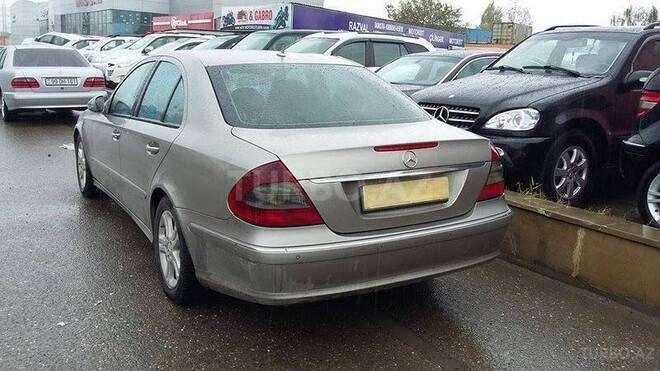 Mercedes E 220 2007, 216,000 km - 2.2 l - Bakı