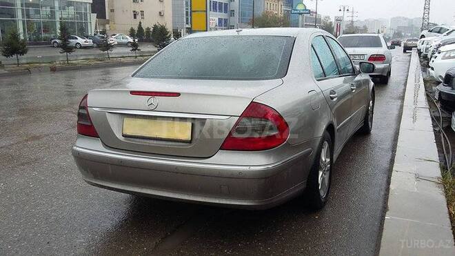 Mercedes E 220 2007, 216,000 km - 2.2 l - Bakı