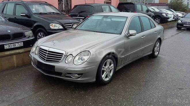 Mercedes E 220 2007, 216,000 km - 2.2 l - Bakı