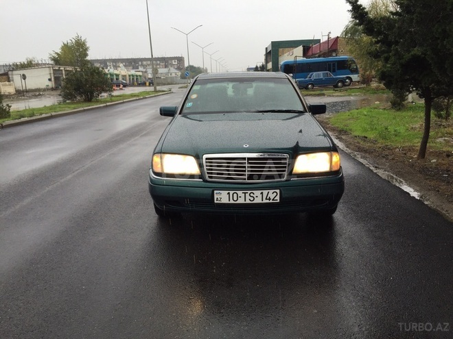 Mercedes C 180 1995, 250,000 km - 1.8 л - Sumqayıt