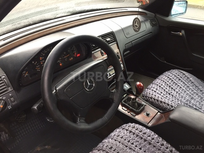 Mercedes C 180 1995, 250,000 km - 1.8 л - Sumqayıt